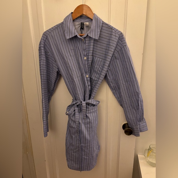 H&M Wrap Skirt Dress - Picture 2 of 4